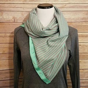 💥LIKE NEW💥 REVERSIBLE lululemon Vinyasa Scarf
